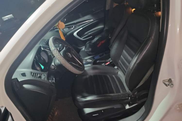 Used Buick Regal 2014 1.6T Fashionable Tech Edition Left Front Seat