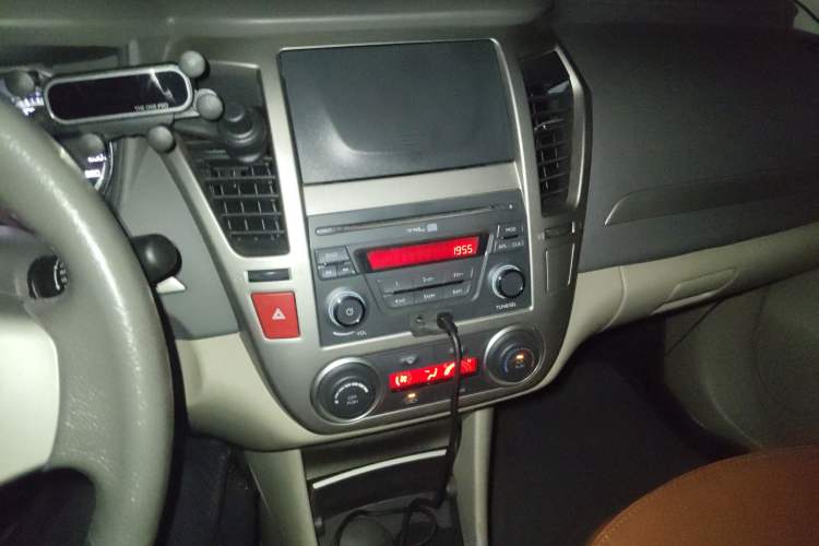 Used Dongfeng Aeolus A60 2012 1.6L Manual Luxury Model