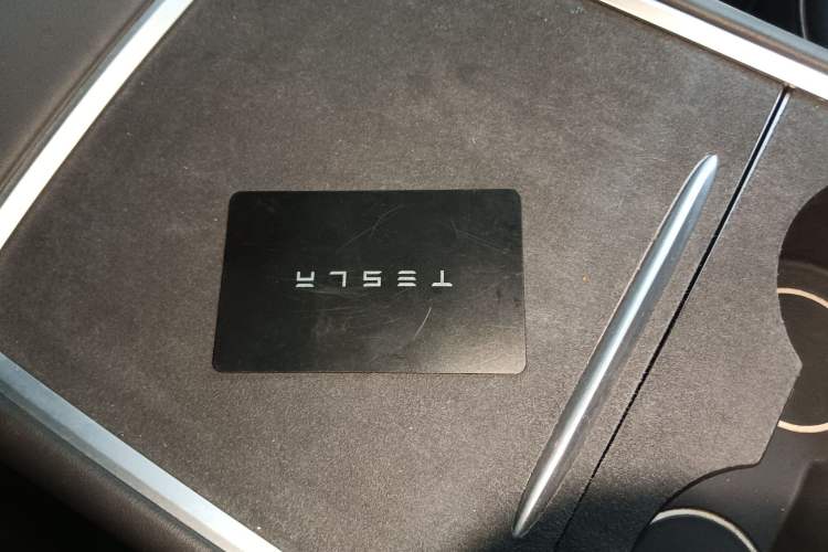 Used Tesla Model Y 2023 Rear-Wheel-Drive Version Vehicle Key