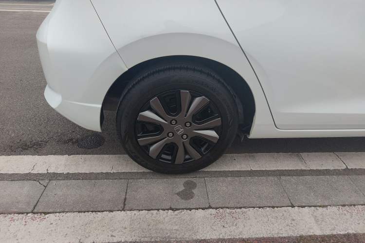 Used Honda Fit 2022 1.5L CVT Trendy Sunroof Edition Right Rear Wheel Hub