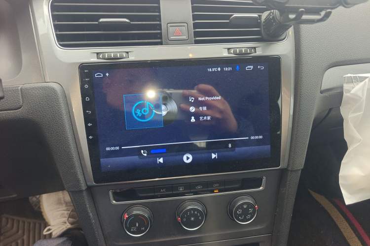 Used Volkswagen Golf 2016 1.6L Automatic Fashion Model