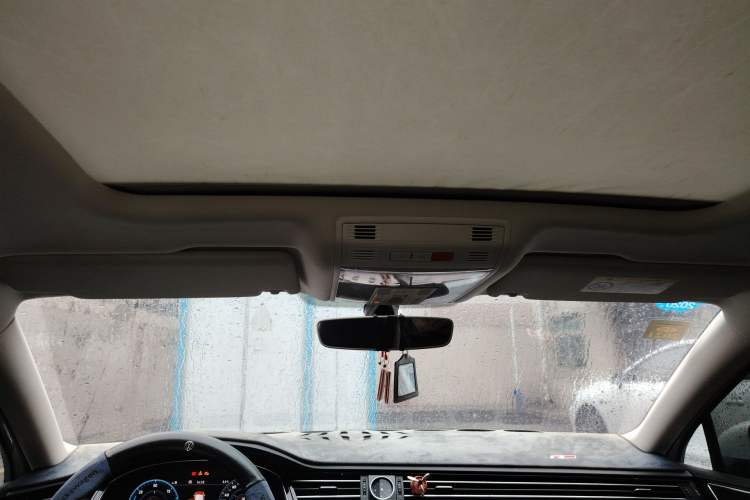 Used Volkswagen Variant New Energy 2019 GTE model Headliner