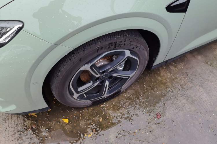 Used BYD Seal 06GT 2025 Intelligent Driving Version 605 Heatwave Edition Exterior 4