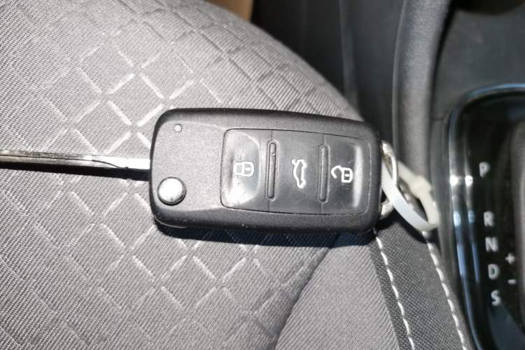 Used Volkswagen Polo 2016 1.6L Cross Polo Automatic Vehicle Key