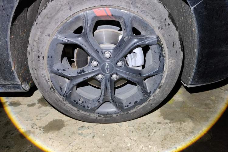 Used Chevrolet Malibu XL 2019 Redline 550T Automatic RuiLian Edition Right Front Wheel Hub