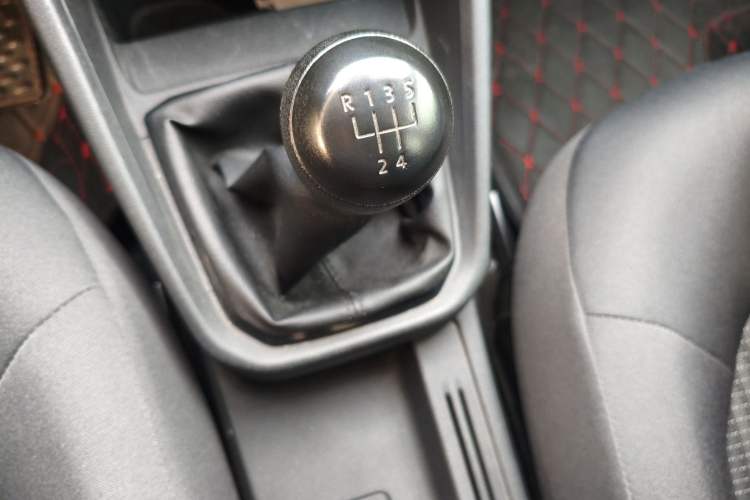 Used Volkswagen Santana 2016 1.4L Manual Fashion Edition Gear Lever