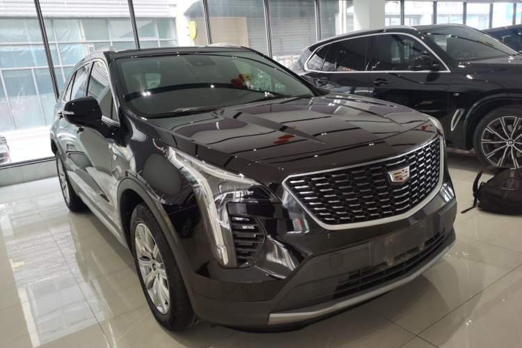 Used Cadillac XT4 2023 28T Two-Wheel-Drive Luxury Version
