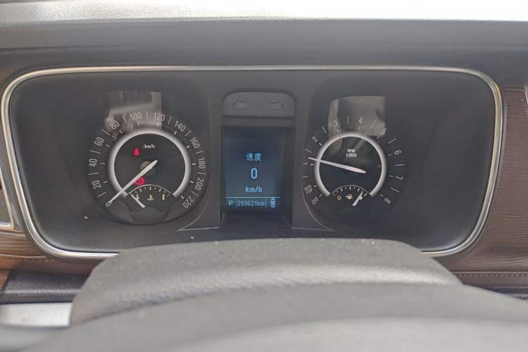 Used Buick GL8 2018 28T Luxury Model China VI Standard Instrument Cluster