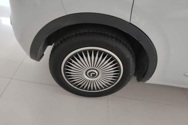 Used Wuling Bingo 2023 203km Light Edition Right Rear Wheel Hub
