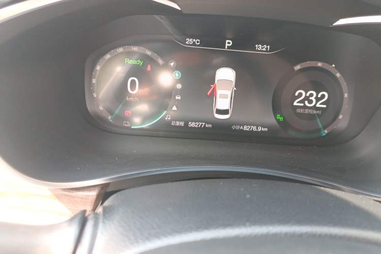 Used BAIC Beijing EU5 2018 R500 Smart Wind Edition Odometer Close Up
