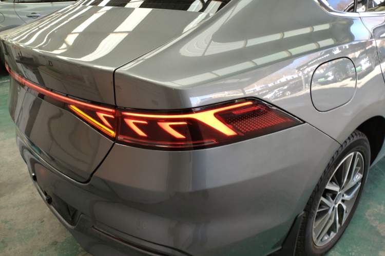 Used BYD Qin PLUS 2023 Champion Edition DM-i 120KM Leading Model
