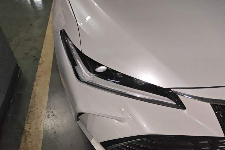 Used Toyota Avalon 2022 Dual-Engine 2.5L XLE Premium Edition