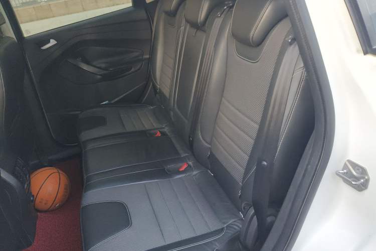 Used Ford Kuga 2015 1.5L GTDi Two-Wheel Drive Fashion Edition