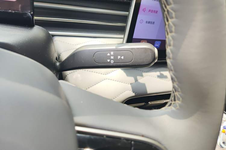 Used Dongfeng NAMMI 01 2024 New Edition 330 Plus Smart+