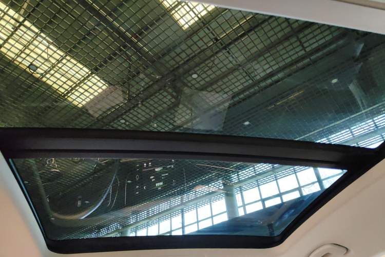 Used Volkswagen Passat 2019 330TSI Luxury Edition China VI Standard
