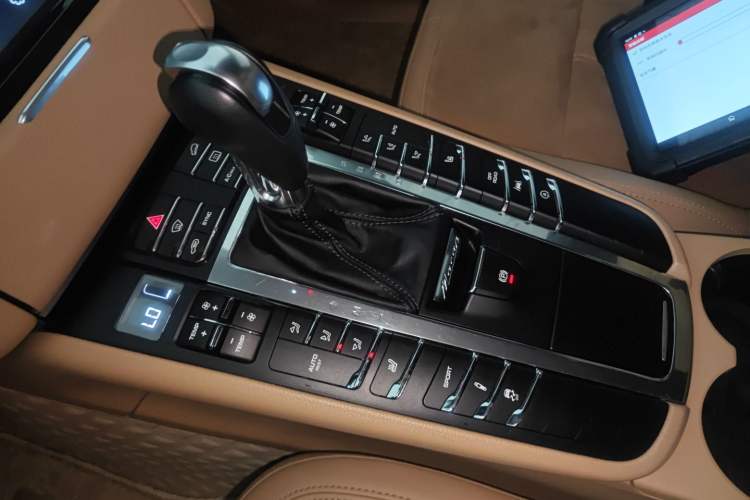 Used Porsche Macan 2017 Macan 2.0T