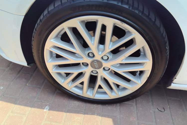 Used Audi A3 2017 Sportback 35 TFSI Style Edition Exterior 4