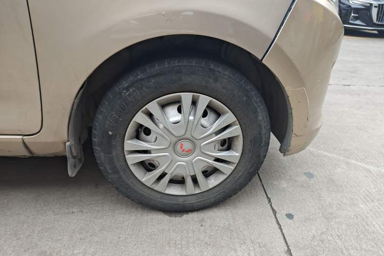 Used Wuling Rongguang V 2019 1.5L Van - Utility Model
