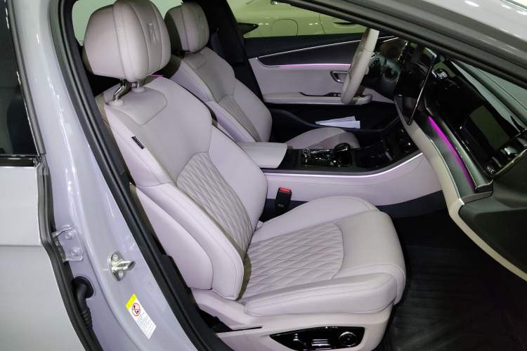 Used BYD Han 2025 DM-i Intelligent Driving Edition 125KM LiDAR Flagship Model
