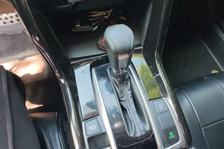 Used Honda Civic 2016 220TURBO CVT Luxury Edition