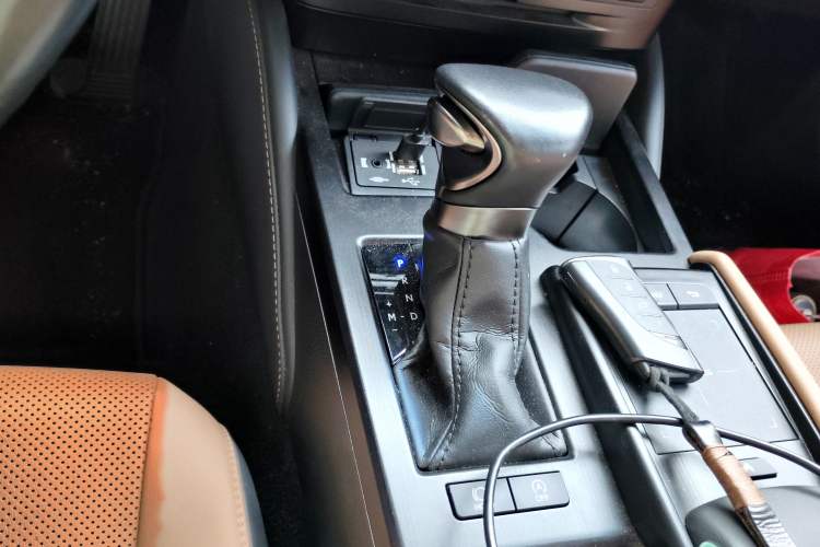 Used Lexus ES 2021 200 Excellence Edition