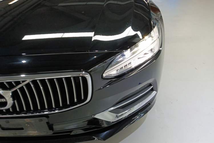 Used Volvo S90 2020 T5 Zhiyi Luxury Edition
