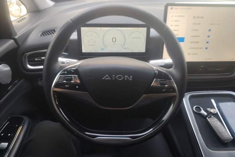 Used AION V 2024 Plus 70 Star Edition Lithium Iron Phosphate
