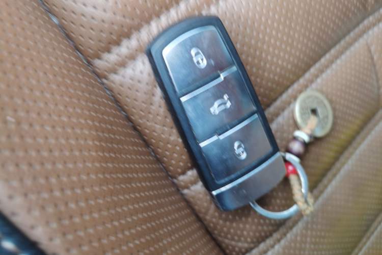 Used Volkswagen FAW-Volkswagen CC 2015 2.0 TSI Ultimate Model
