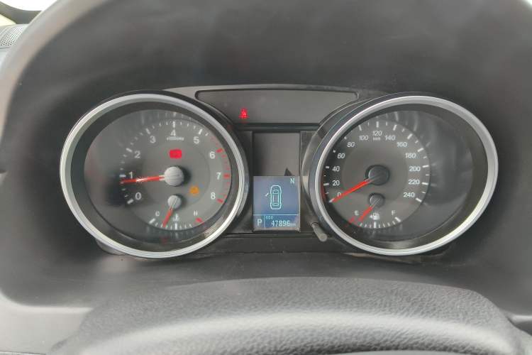 Used Haval M6 2018 Revised Version 1.5T DCT Two-Wheel Drive Urban Style
