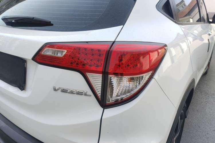 Used Honda Vezel 2020 1.5L CVT Pioneer Edition Right Rear Taillight