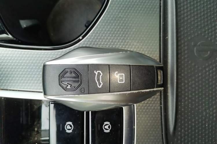 Used MG 7 2023 2.0T Automatic Trophy+ Ignition Glory Edition
