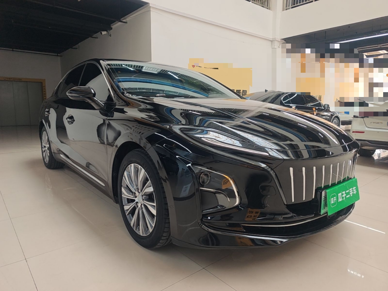 Hongqi E-QM5 2023 620km PLUS — снимка 3