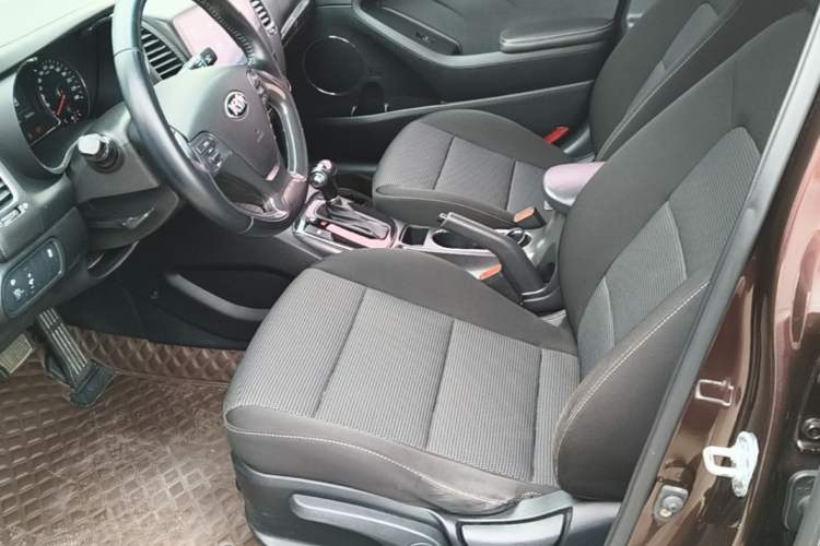 Used Kia K3 2016 1.6L Automatic GLS
