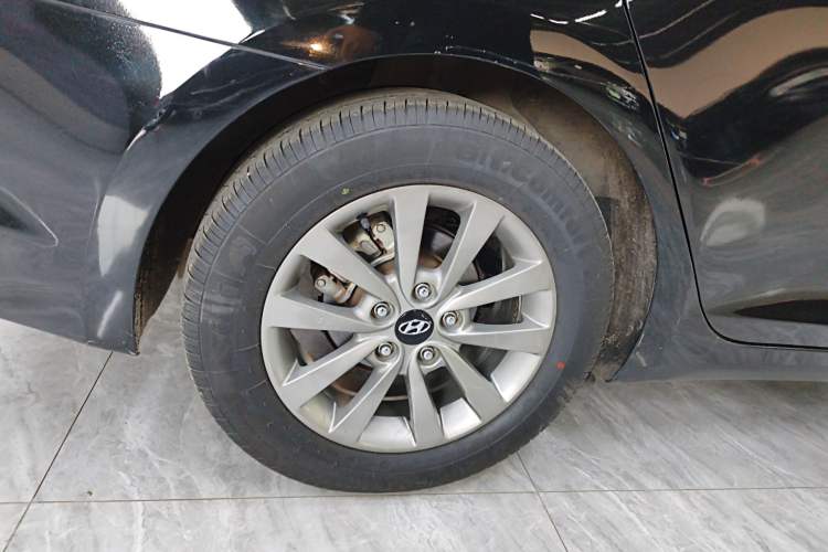 Used Hyundai Mistra 2014 1.8L Automatic Smart GLS