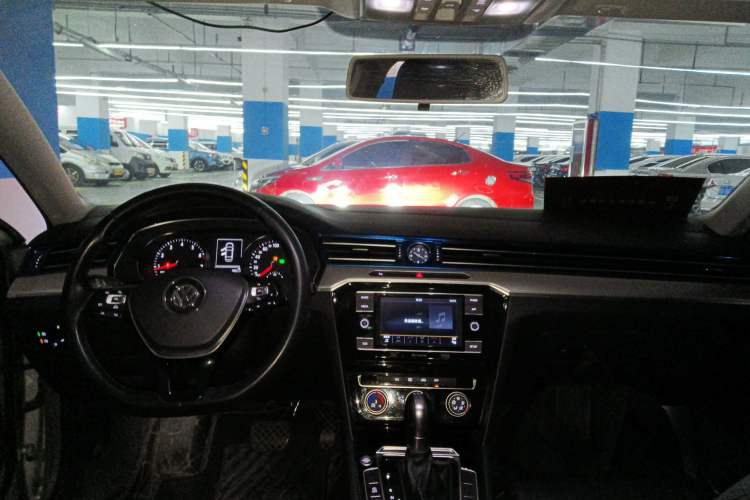 Used Volkswagen Magotan 2018 330TSI DSG Advanced Model