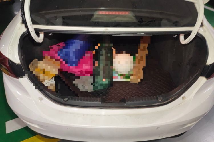 Used Mazda 3 Axela 2017 Sedan 1.5L Automatic Comfort Model Emission Standard China V
