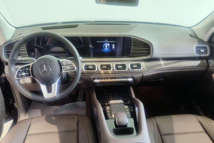 Used Mercedes-Benz GLE 2022 GLE 350 4MATIC Stylish Model
