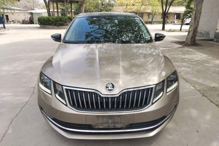 Used Skoda Octavia 2018 TSI280 DSG Flagship Edition Front