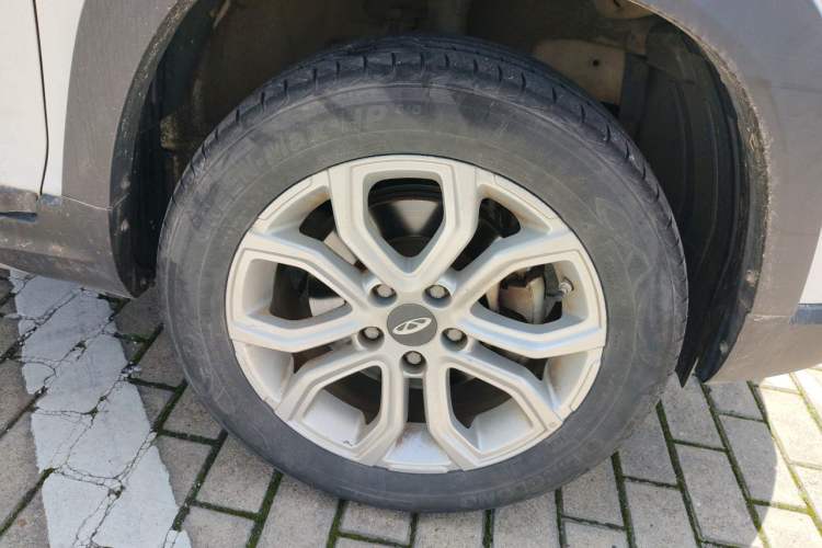 Used Chery Tiggo 3X 2020 Quality Edition 1.5L CVT Luxury Version Right Front Wheel Hub