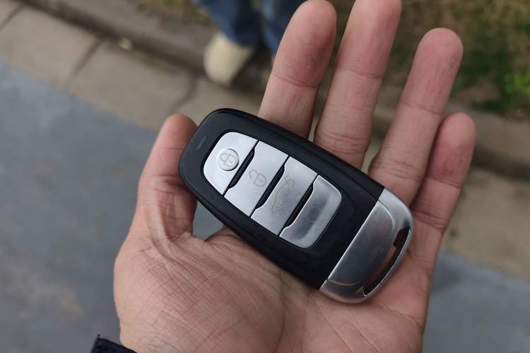 Used Hongqi H5 2022 Classic Model 1.8T Automatic Smart Connect Flagship Edition