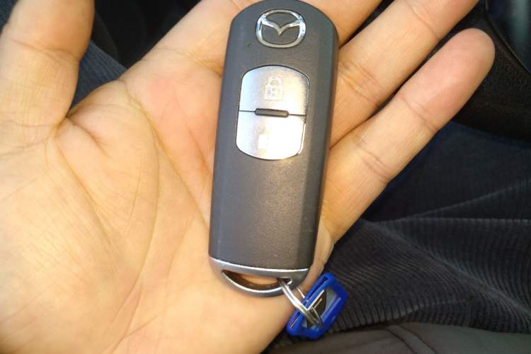 Used Mazda CX-5 2015 2.0L Manual Two-Wheel Drive Comfort Version