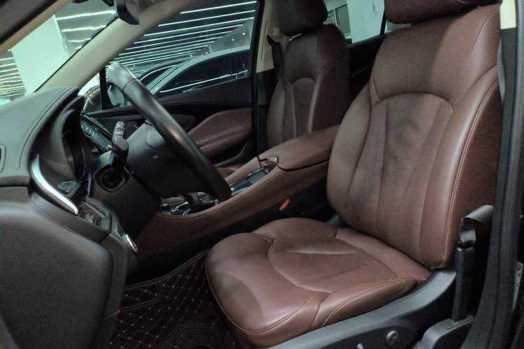 Used Buick Envision 2021 532T Two-Wheel-Drive Luxury Version