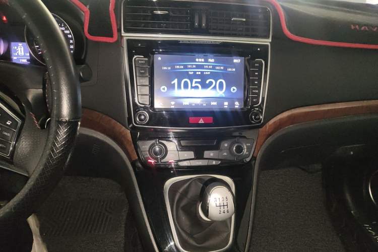 Used Haval H6 2014 Sport Version 1.5T Manual Two-Wheel Drive Elite Edition Audio And AC Panel