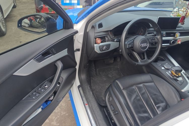 Used Audi A4L 2018 30th Anniversary Edition 40 TFSI Fashion Model