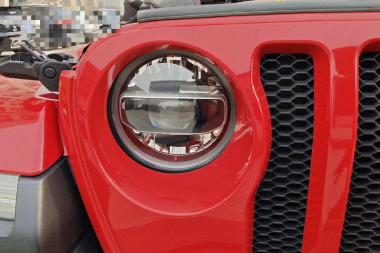 Used Jeep Wrangler 2019 2.0T Sahara 4-Door Version China V Standard
