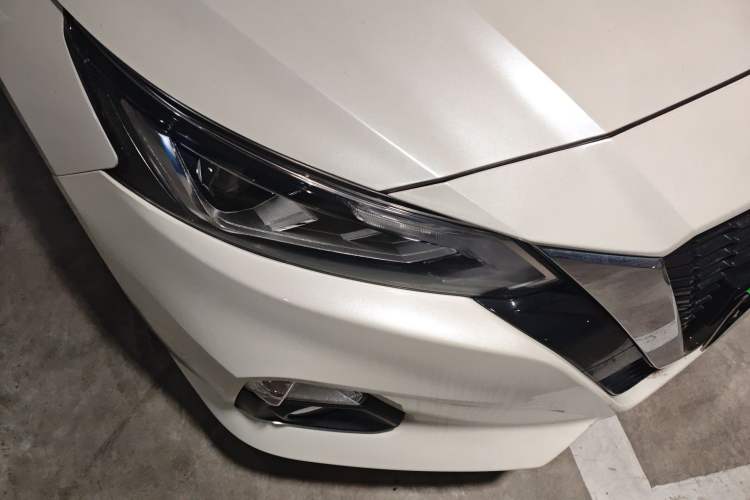 Used Nissan Teana 2021 2.0L XL Comfort Edition Right Front Headlight