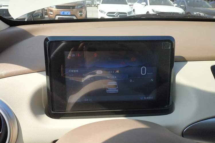 Used Wuling Hongguang MINIEV 2025 Four-Door Version Advanced Edition Instrument Cluster
