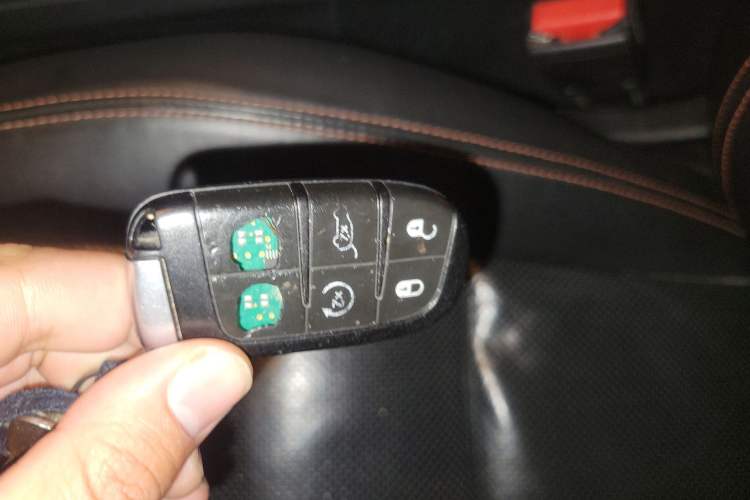 Used Jeep Grand Cherokee 2016 3.6L Elite Navigation Edition Vehicle Key