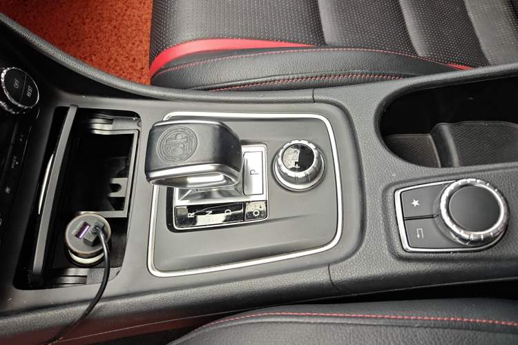Used Mercedes-Benz GLA AMG 2016 AMG GLA 45 4MATIC Gear Lever