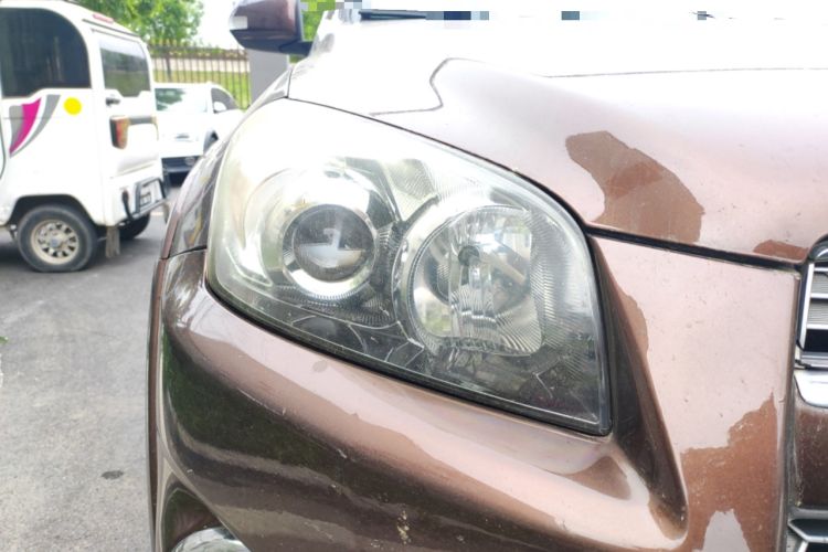 Used Toyota RAV4 2012 Luxurious Edition 2.0L Automatic All-Wheel Drive